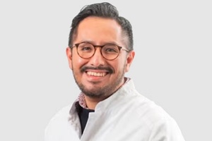 Dr. Karol Enrique Uscamaita Amaut