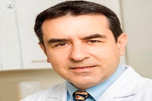 Dr. Urbà González