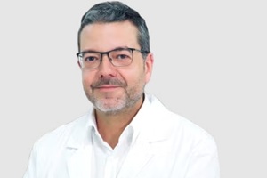 Mejores cirujanos plásticos - Dr. Xavier Adell Mesas
