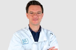 Cirujanos de blefaroplastia - Dr. Rob van der Veen
