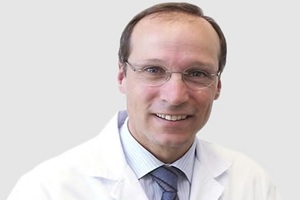 Dr. Gonzalo Galofré Pujol