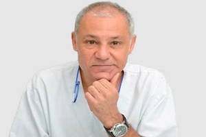 Dr. Manuel Prados Guzmán