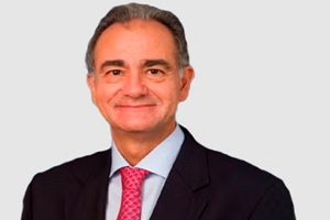 Cirujanos de rinoplastia - Dr. Carlos Magriñá Veciana