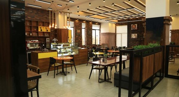 Cafés temáticos - Cafetería bonita que sirve café con encanto y posee el reconocimiento de los mejores cafés temáticos de Barcelona