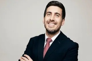 Abg. Álvaro Machado Gómez