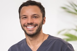 Dentistas estéticos - Dr. Ramón Serrat Baron