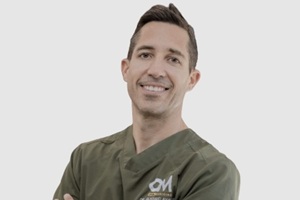 Dr. Gustavo Ávalos