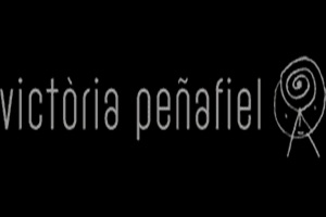 Fotógrafos de bodas - Logo Victoria Peñafiel Barcelona