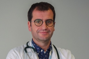 Dr. César Díaz Torné